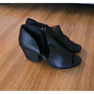 Eileen Fisher Drake D'orsay Sandal Black Leather Peep Toe Casual Heel Sz 7.5